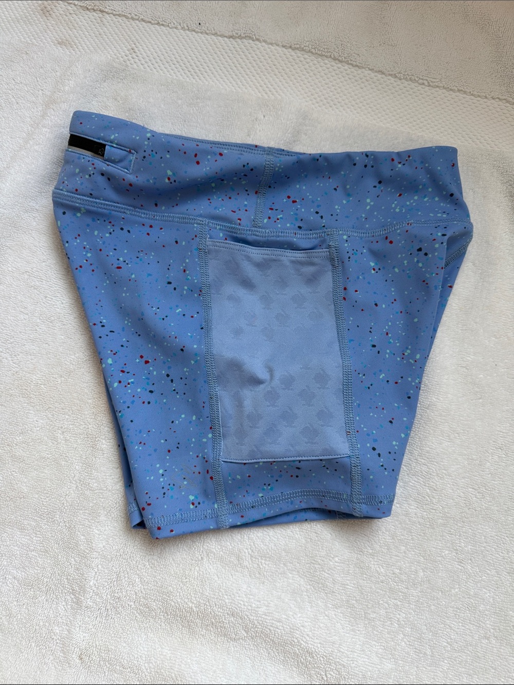 NWT Rabbit Leggy 2.5” Women's Blue Speckled Performance Shorts- Hydrangea - Picture 5 of 5